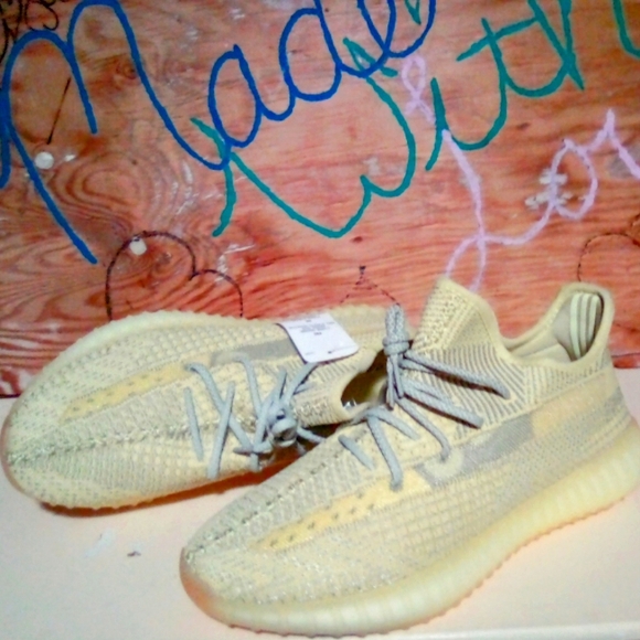 Adidas Yeezy Boost 350 V2 Sneakers Size 10.5